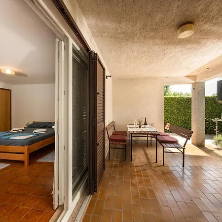 Klepac Studio Krk Town Exterior photo